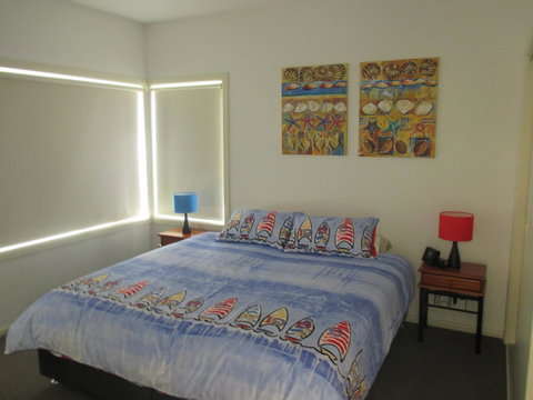 Bellerive Marina View Apartments No 28 - Accommodation Fremantle 12