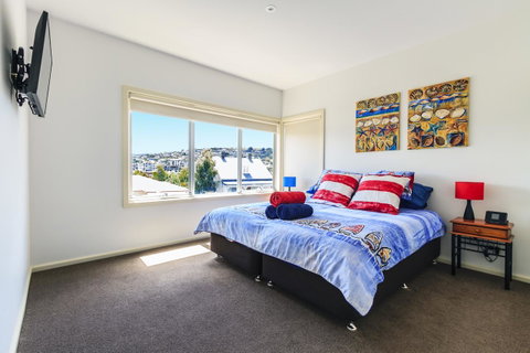 Bellerive Marina View Apartments No 28 - Accommodation Fremantle 11