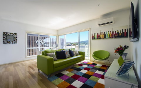 Bellerive Marina View Apartments No 28 - Accommodation Fremantle 3