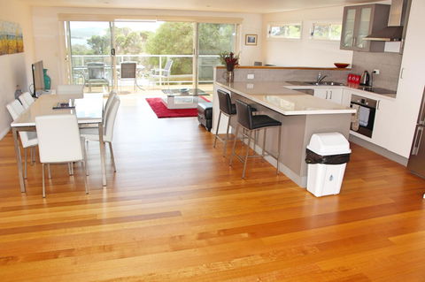Seaview Apartment - Accommodation Fremantle 4