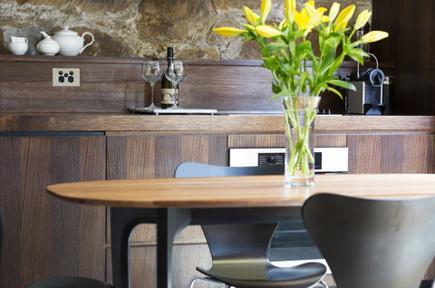 Stone Flower - Accommodation Fremantle 3