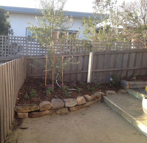 Stone Flower - Accommodation Fremantle 11