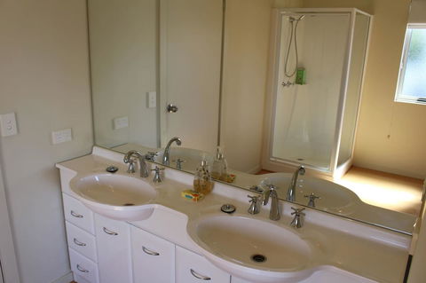 Villa 2 Bay Of Fires - Accommodation Fremantle 6