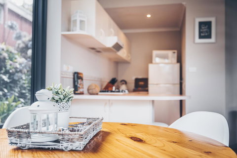 Rest Point - Accommodation Fremantle 9