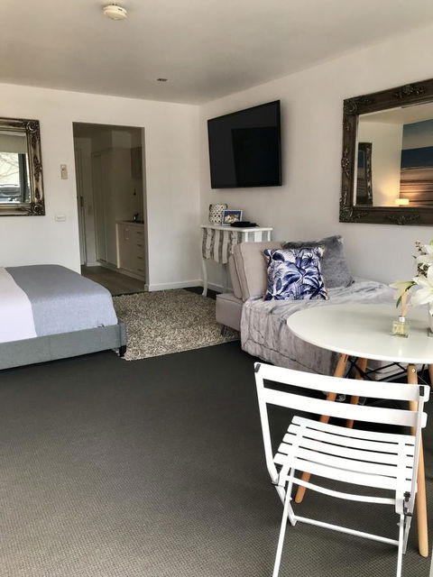 Lorne World - Accommodation Fremantle 5