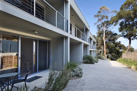 Lorne Surf Apartments - Accommodation Fremantle 0