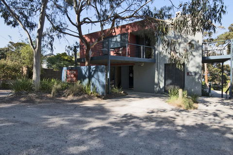 Lorne Surf Apartments - Accommodation Fremantle 8