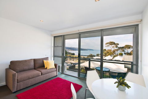 Lorne Bay View Motel - Accommodation Fremantle 2