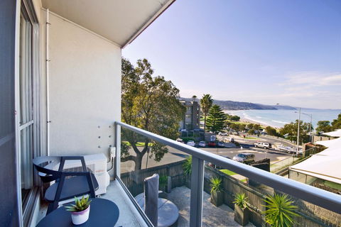 Lorne Bay View Motel - Accommodation Fremantle 9