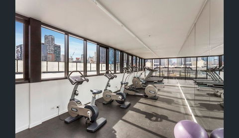 2Bedroom Apartment With Views In Docklands Next To CBD & Marvel Stadium - Accommodation Fremantle 18