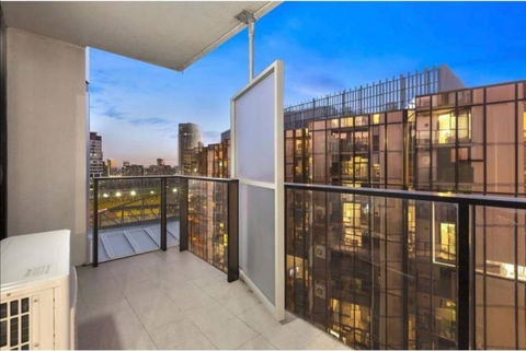 2Bedroom Apartment With Views In Docklands Next To CBD & Marvel Stadium - Accommodation Fremantle 14