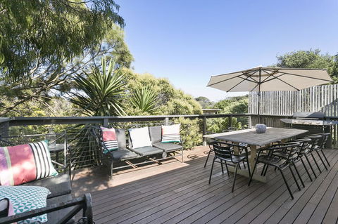 Front Beach House - Accommodation Fremantle 13