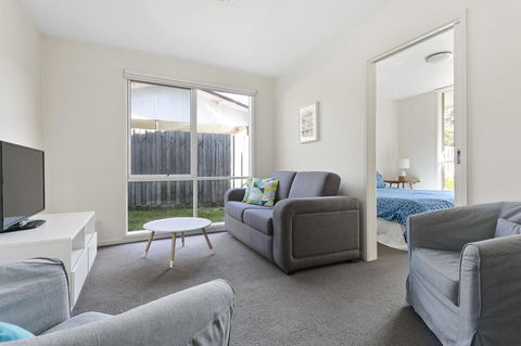 Front Beach House - Accommodation Fremantle 24