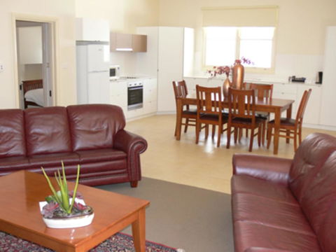 The Victoria Apartments - Accommodation Fremantle 25