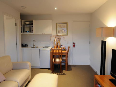 The Victoria Apartments - Accommodation Fremantle 17