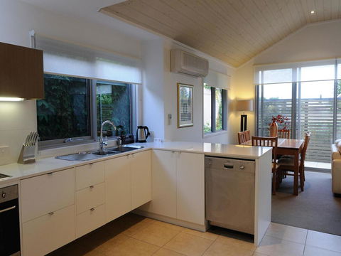 The Victoria Apartments - Accommodation Fremantle 33