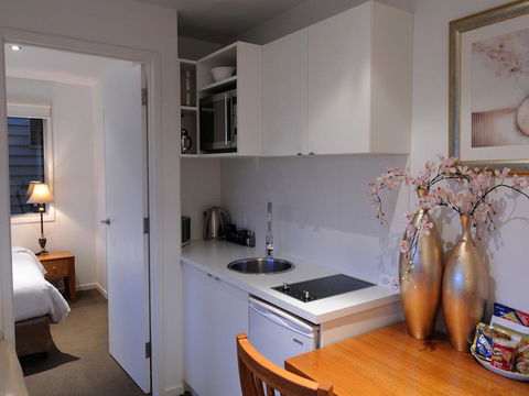The Victoria Apartments - Accommodation Fremantle 18