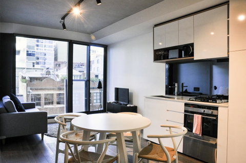 Mono Apartments On La Trobe Street - Accommodation Fremantle 0