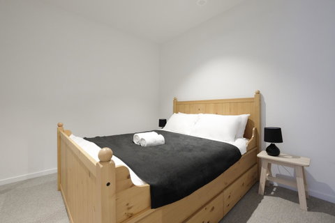 Mono Apartments On La Trobe Street - Accommodation Fremantle 23