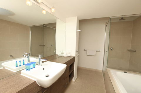 7 Falls Apartments - Accommodation Fremantle 1