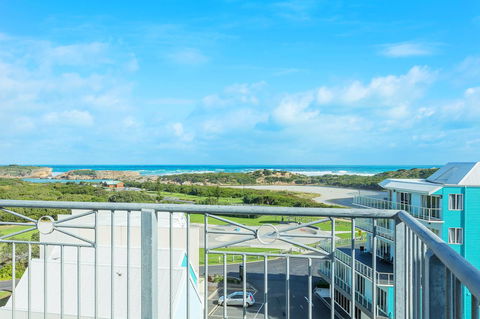 Deep Blue Hotel & Hot Springs - Accommodation Fremantle 25