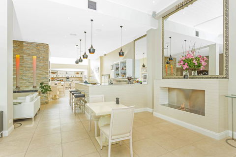 Deep Blue Hotel & Hot Springs - Accommodation Fremantle 22