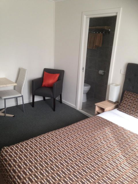 Beachcomber Motel & Apartments - Accommodation Fremantle 28