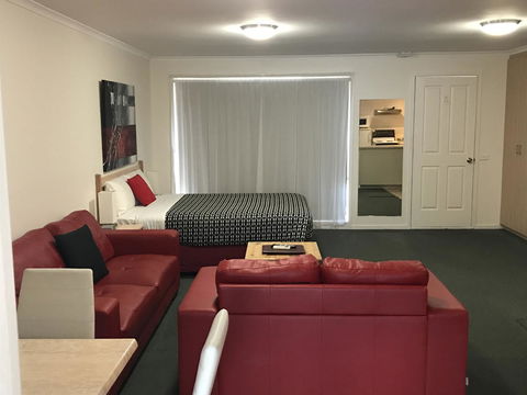 Beachcomber Motel & Apartments - Accommodation Fremantle 12