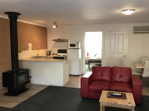 Beachcomber Motel & Apartments - Accommodation Fremantle 13