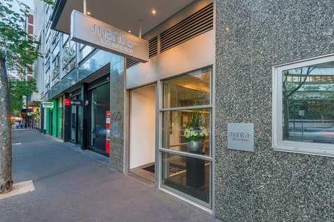 Mantra 100 Exhibition - Accommodation Fremantle 5