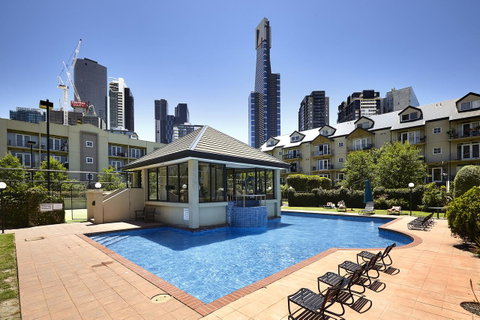Melbourne Luxury Paradise - Accommodation Fremantle 0