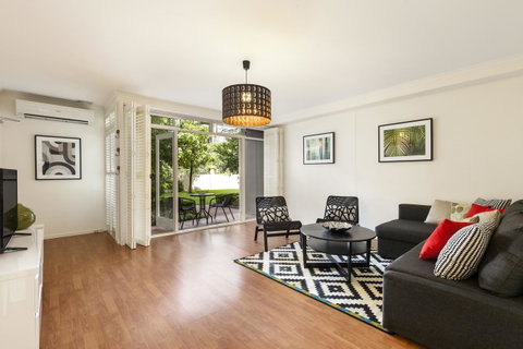 Melbourne Luxury Paradise - Accommodation Fremantle 2