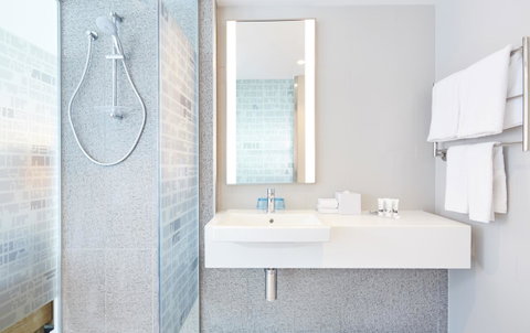 Holiday Inn Express Melbourne Southbank, An IHG Hotel - Accommodation Fremantle 12