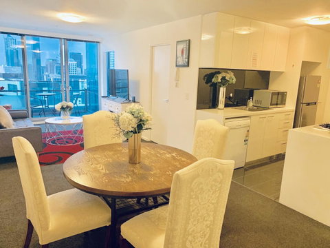 Luxury Apartments With View - Accommodation Fremantle 6