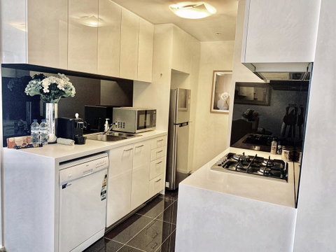 Luxury Apartments With View - Accommodation Fremantle 7