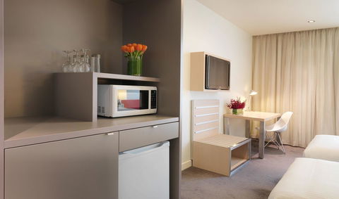 Travelodge Hotel Melbourne Docklands - Accommodation Fremantle 13