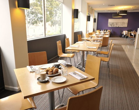 Mercure North Melbourne - Accommodation Fremantle 3
