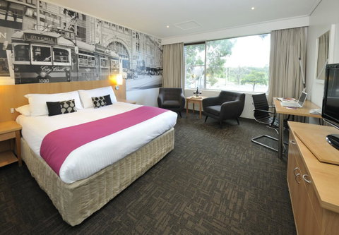 Mercure North Melbourne - Accommodation Fremantle 1