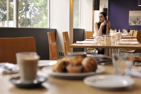 Mercure North Melbourne - Accommodation Fremantle 11