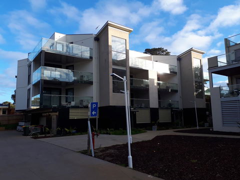 Apartments In Phillip Island Towers - Block C - Accommodation Fremantle 17