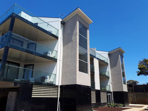 Apartments In Phillip Island Towers - Block C - Accommodation Fremantle 32