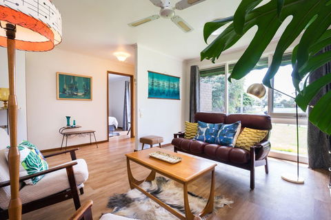 Uptown Frankston - Accommodation Fremantle 0