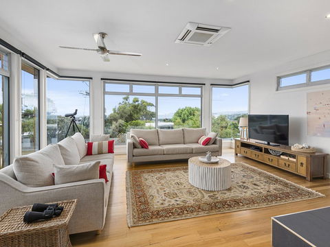 Aireys Ocean View - Accommodation Fremantle 0