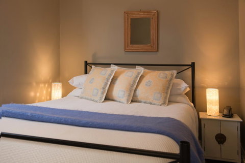 Athelstane House - Accommodation Fremantle 16