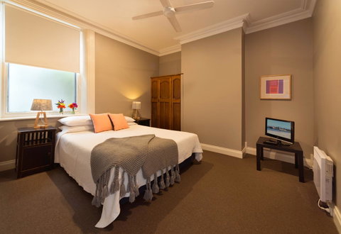 Athelstane House - Accommodation Fremantle 11