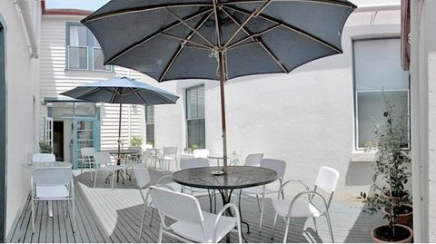 Athelstane House - Accommodation Fremantle 2