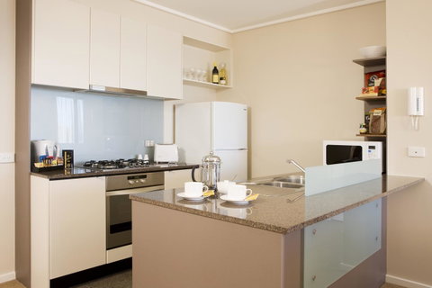 28 Nights Apartments - Accommodation Fremantle 7