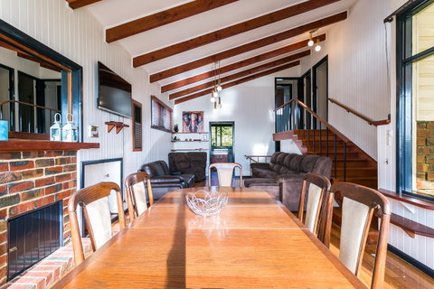 Beach Front Beauty - Ocean Front Views - Accommodation Fremantle 4