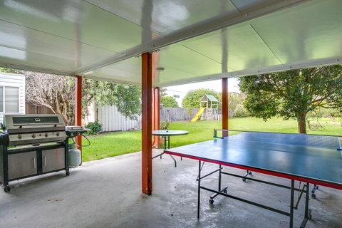 Beach Front Beauty - Ocean Front Views - Accommodation Fremantle 15