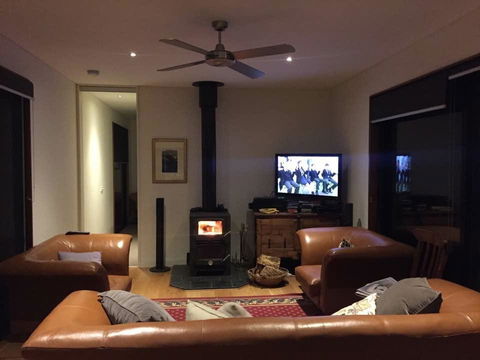 One Tree Hill Wilson Prom And Ocean Views - Accommodation Fremantle 13